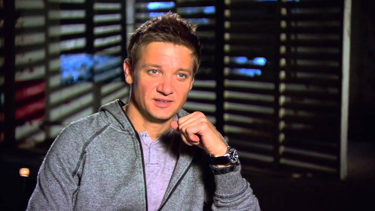 The Bourne Legacy: Jeremy Renner On Set Interview | ScreenSlam