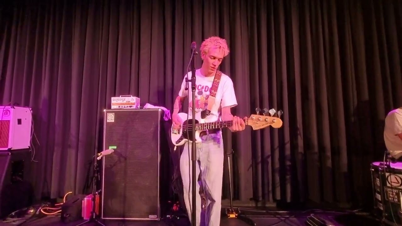 Anda Morts - Deine Nummer (live St. Pölten)