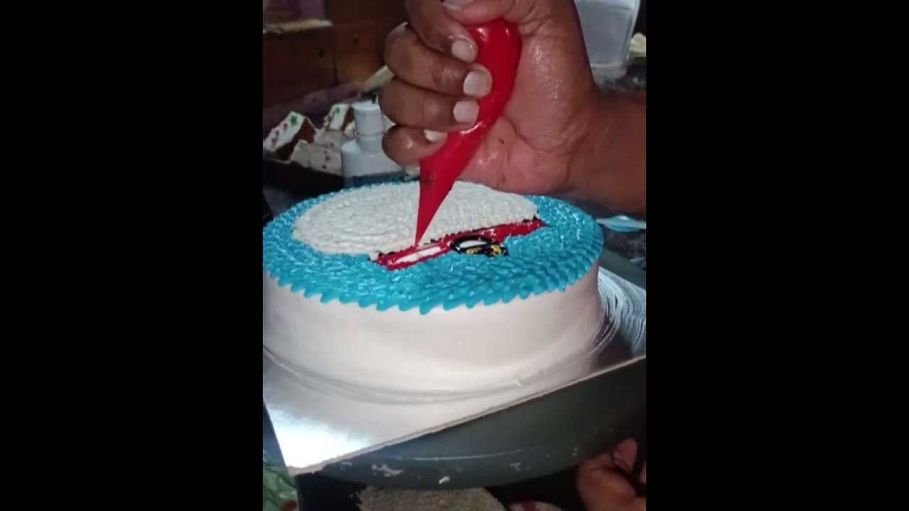 Doraemon cake banana sikhe unique design amazing video#cake #viral #longvideo 