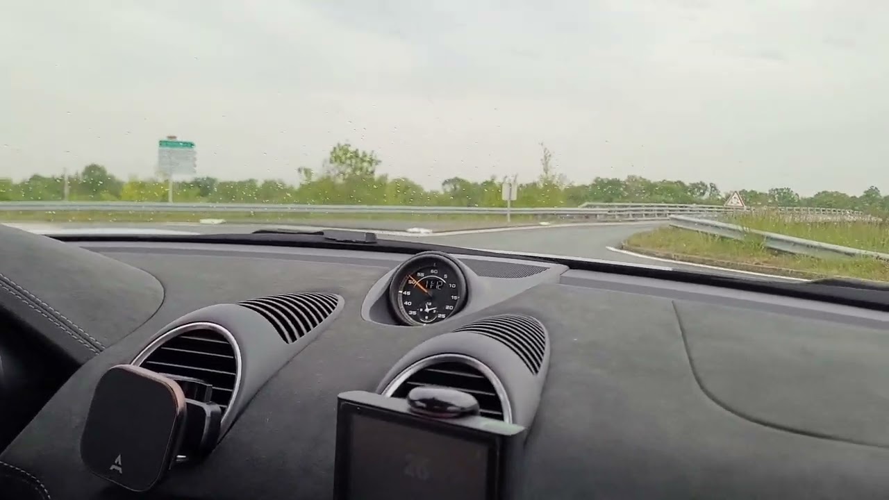 Porsche 718 Spyder RS