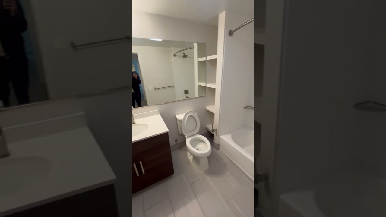 2 Bedroom 2 Bathroom  layout A Unit 936/ 150 Van Ness Apartments