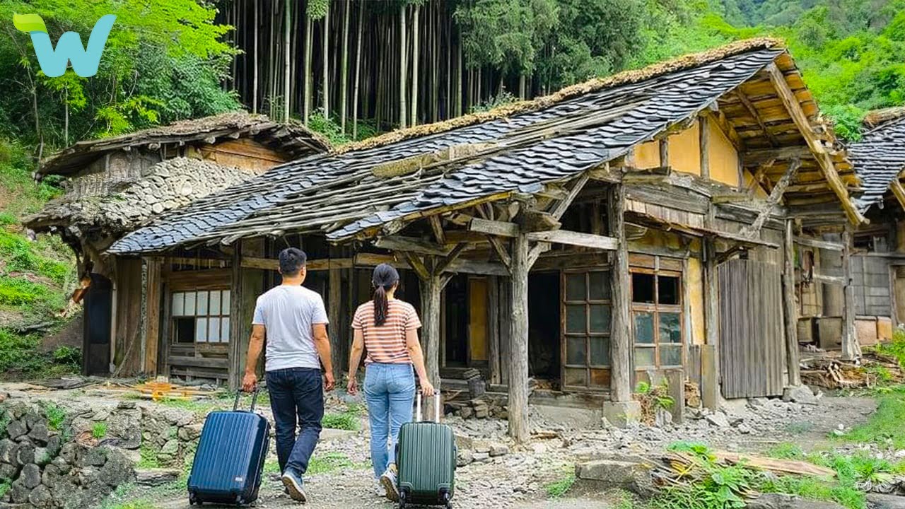 Evicted from their rental home, a couple finds an abandoned house and turns it into a happy home