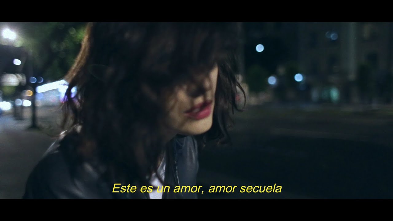 Daniela Spalla - Amor Dif&iacute;cil (Lyric Video)