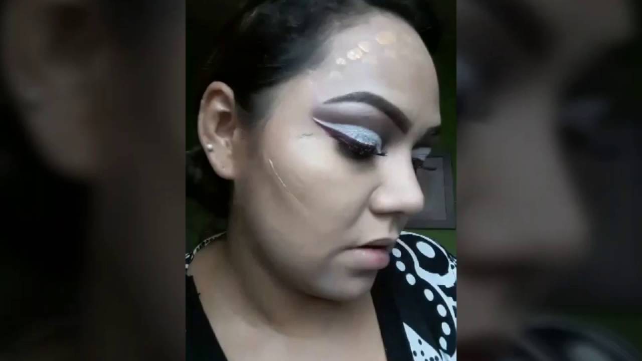 Cut cresse com delineado feito com batom mate