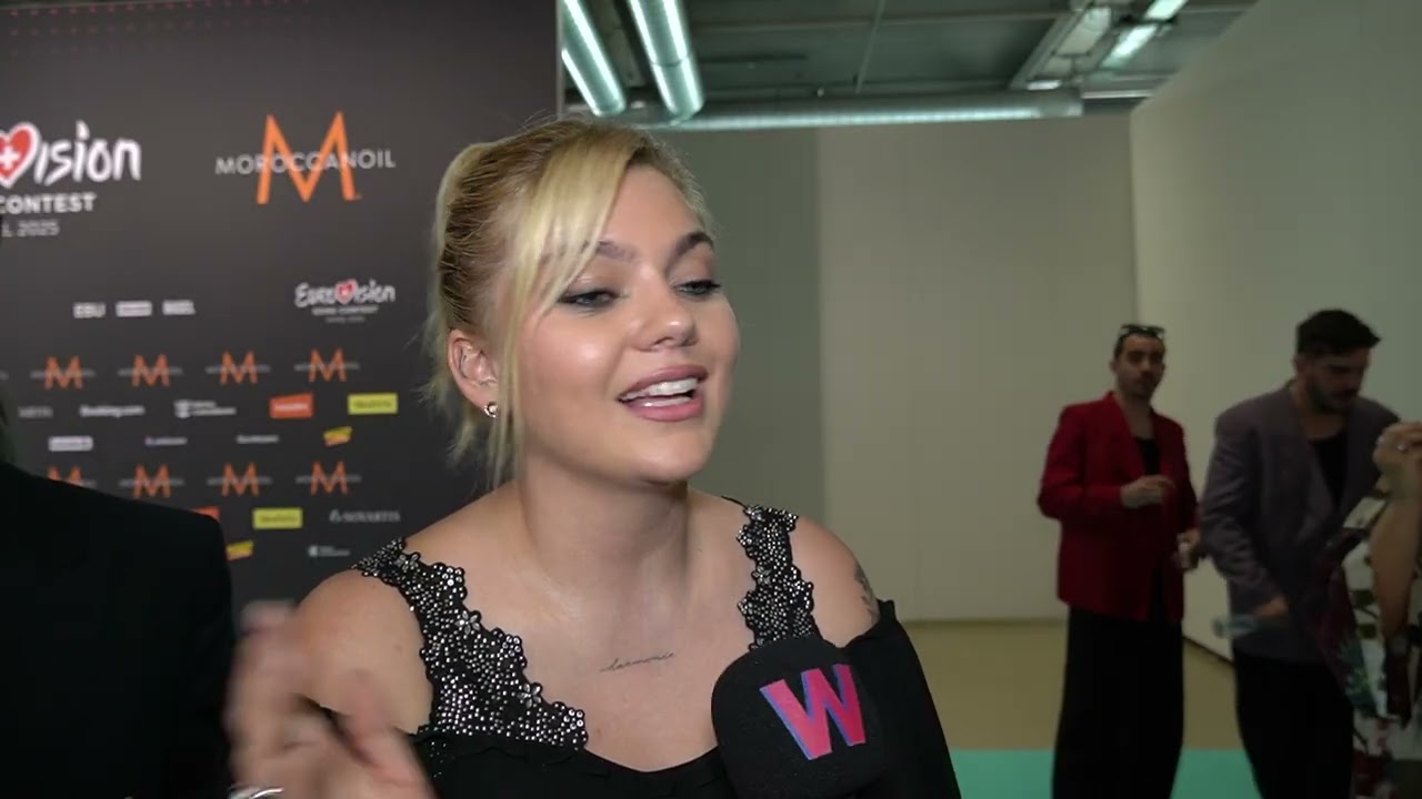 🇫🇷 Louane (France) @ Eurovision 2025 Turquoise Carpet Opening Ceremony | Interview