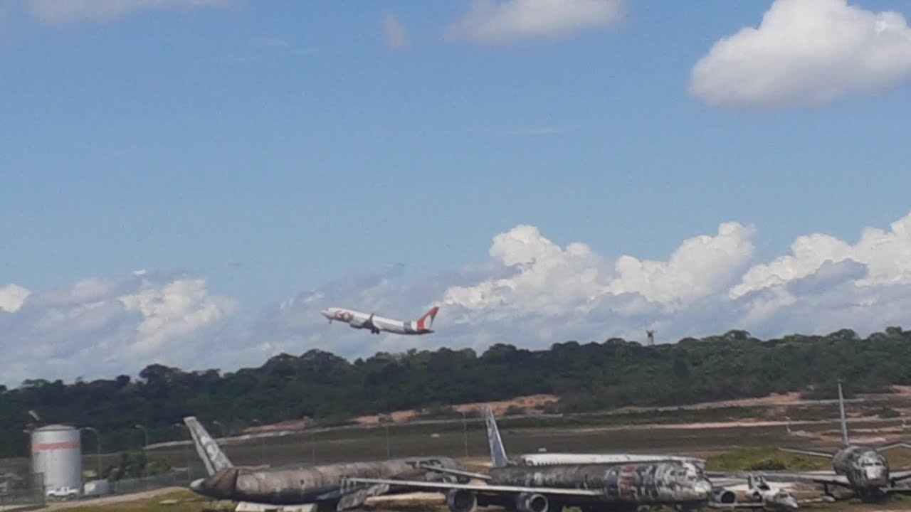 Boeing 737 MAX 8 PR-XMN takeoff from Manaus to Santar&eacute;m
