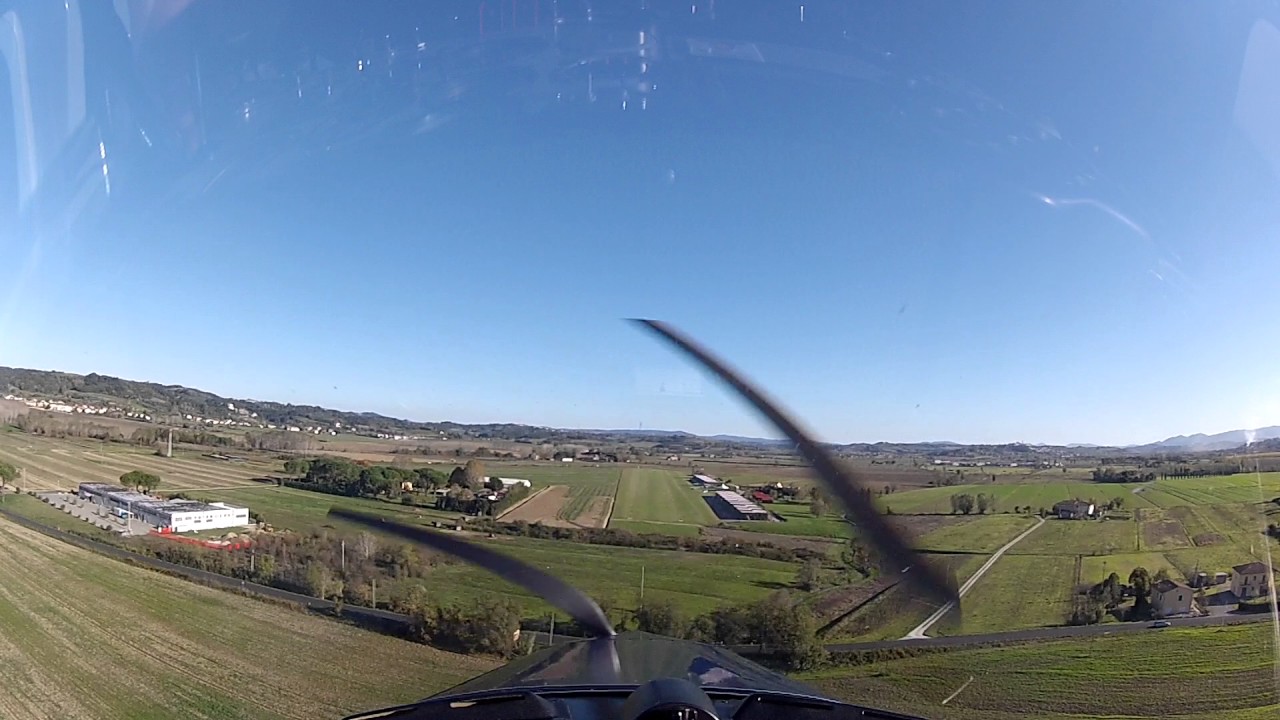 PI04 LIAT Valdera Landing rwy 12