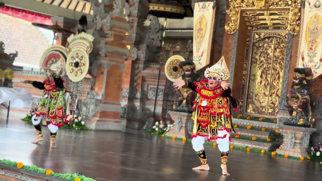 Join Lomba baris tunggal NGAWIT III Batuan 2026