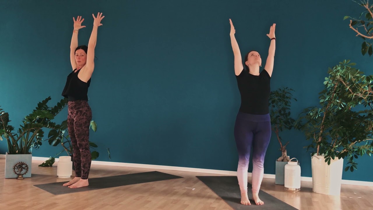 Element Yoga | Joanna - Sonnengru&szlig; Challenge