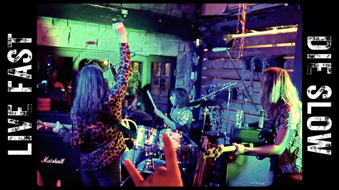 Deraps - Live Fast Die Slow (Official Music Video)