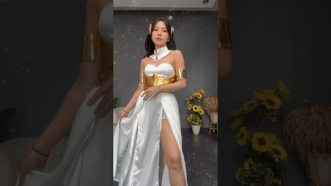 Which Greek Goddess am I? Athena? Aphrodite? Arthemis? Or Venus?