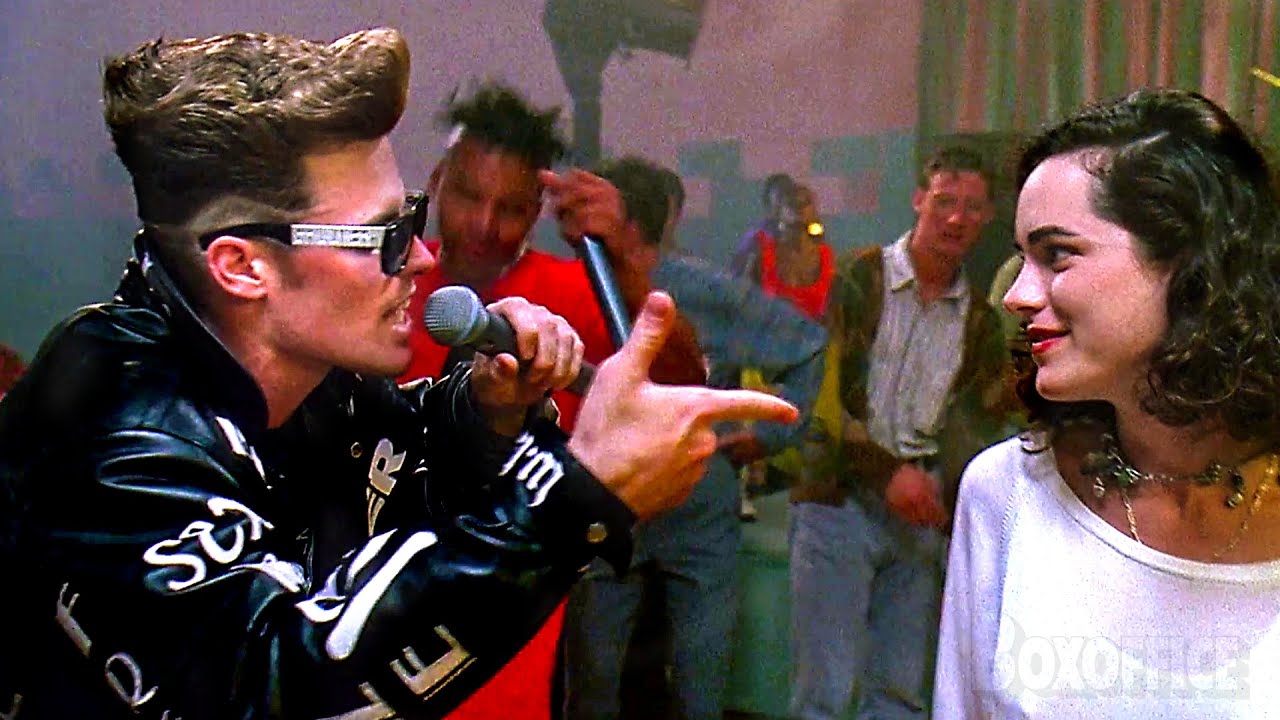 Vanilla Ice Steals the Show and His Girlfriend 🔥 (