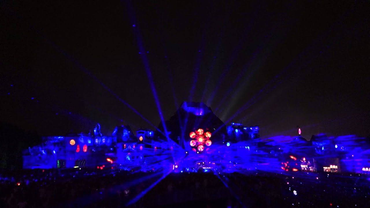 Tomorrowland 2013 Avicii Diamonds