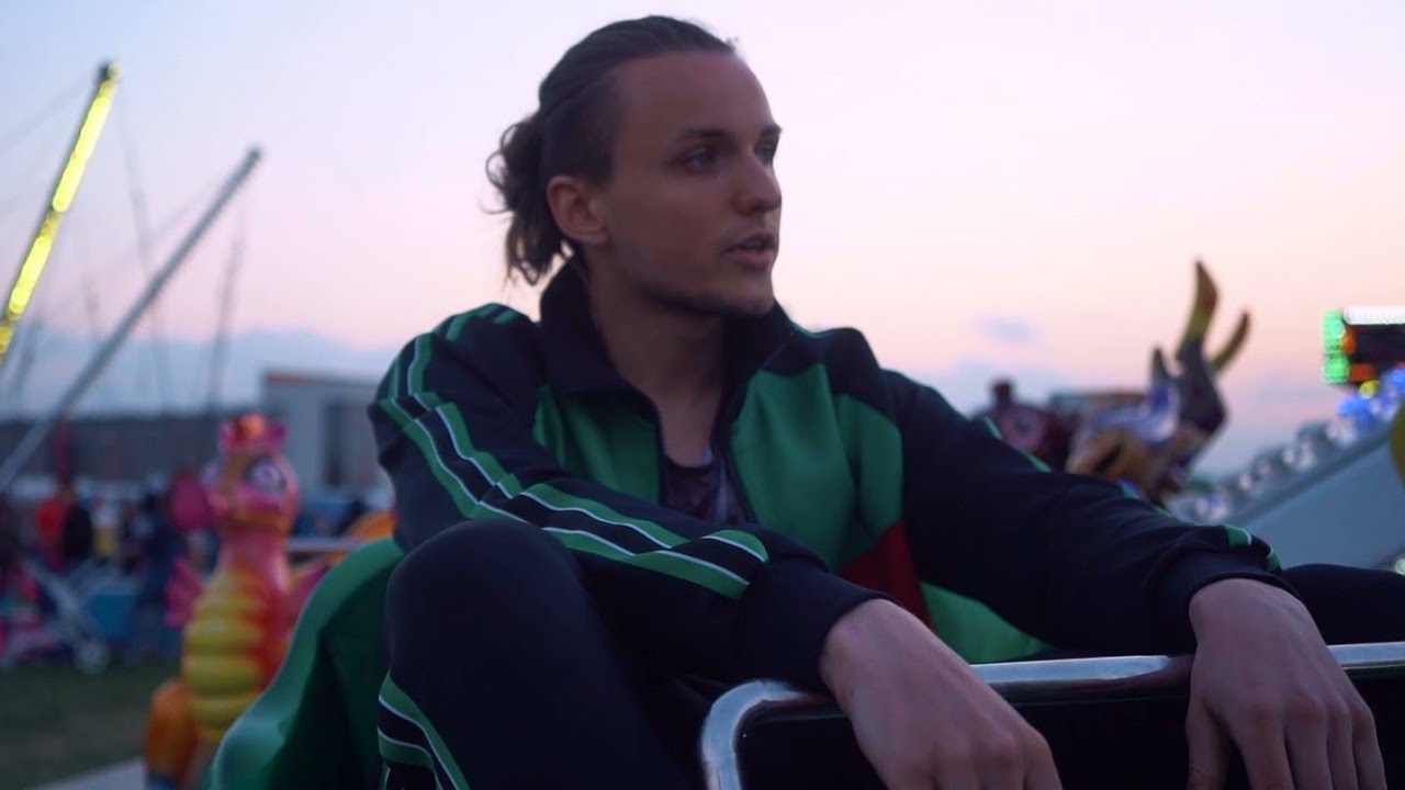 Dister - Muszę lecieć feat. Wiktor z WWA | prod. KICKFLIP. (VIDEO)
