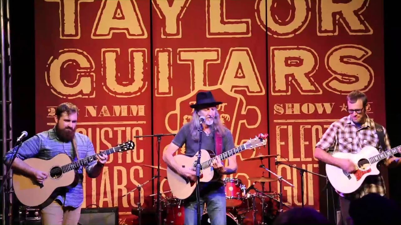 'Long Train Runnin'' Performed by Pat Simmons of The Doobie Brothers  &bull;  NAMM 2013