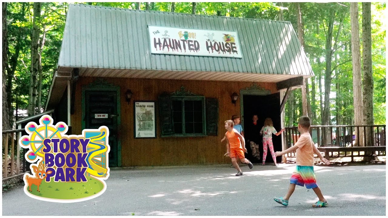 The Haunted House l Story Book Park, Owen Sound, Ontario