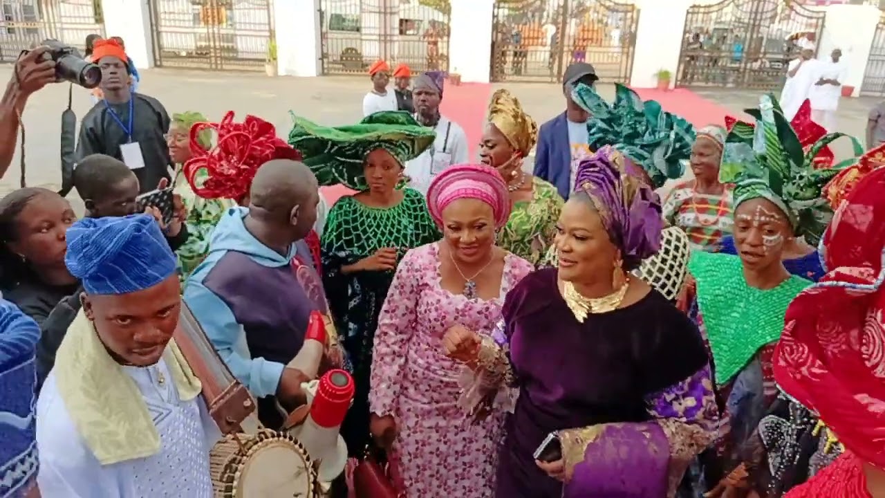 Olori Mariam Ogunwusi Welcome Her Guest At Olojo Festival 2024(3)