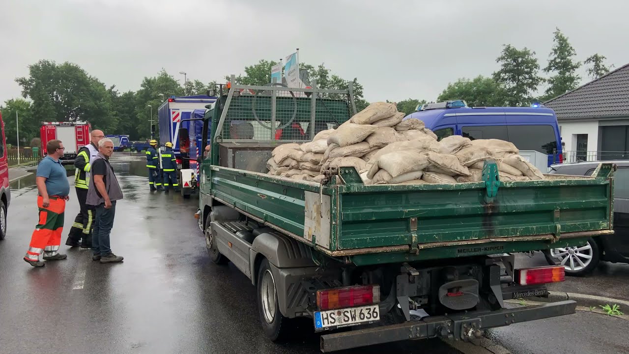 Wassenberg: Land unter auf der Jülicher Strasse nach Starkregen
