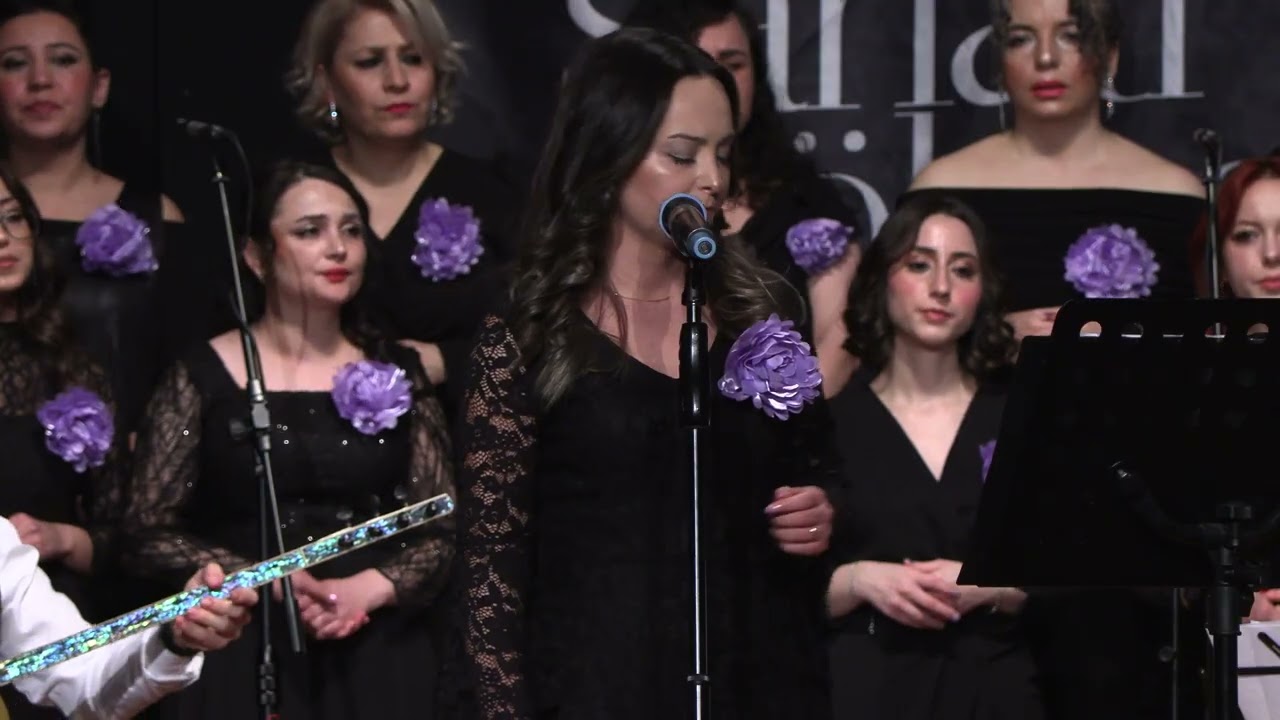 Buket Sümen Koçak - Yeşil başlı telli turnam