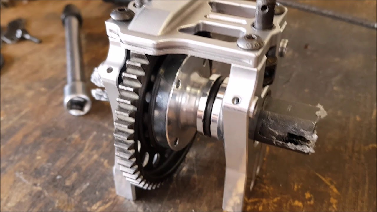 1/5 RC Losi 5t - Centre diff Mount cup Boots??