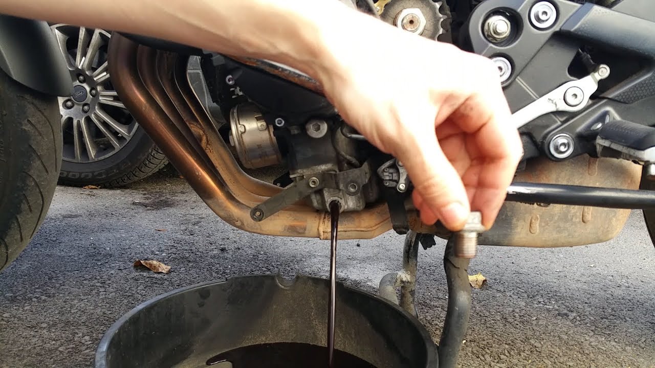 Yamaha XJ6-SA Diversion (2013) - замена масла