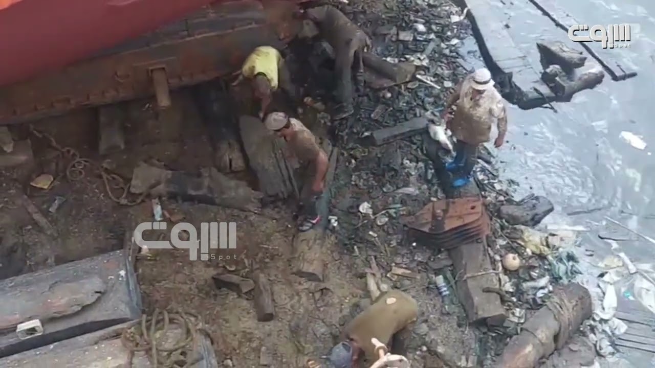 في عزبة البرج.. القزق للرجال فقط