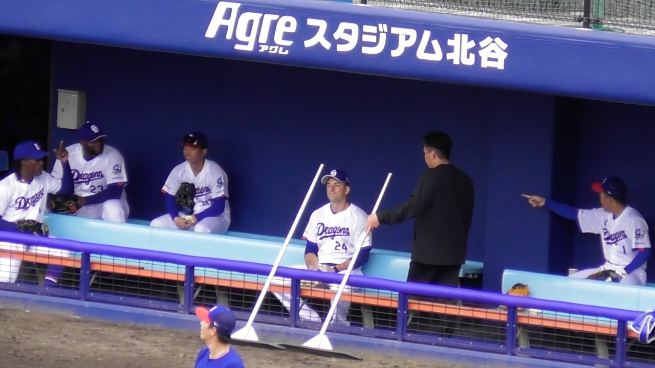 岡林勇希とゆかいな仲間たち  サノー、カリステ、ボスラーの帽子の間違いを指導するキャプテン  三上愛介は間違っていない　中日ドラゴンズ春季キャンプ　2026/02/07