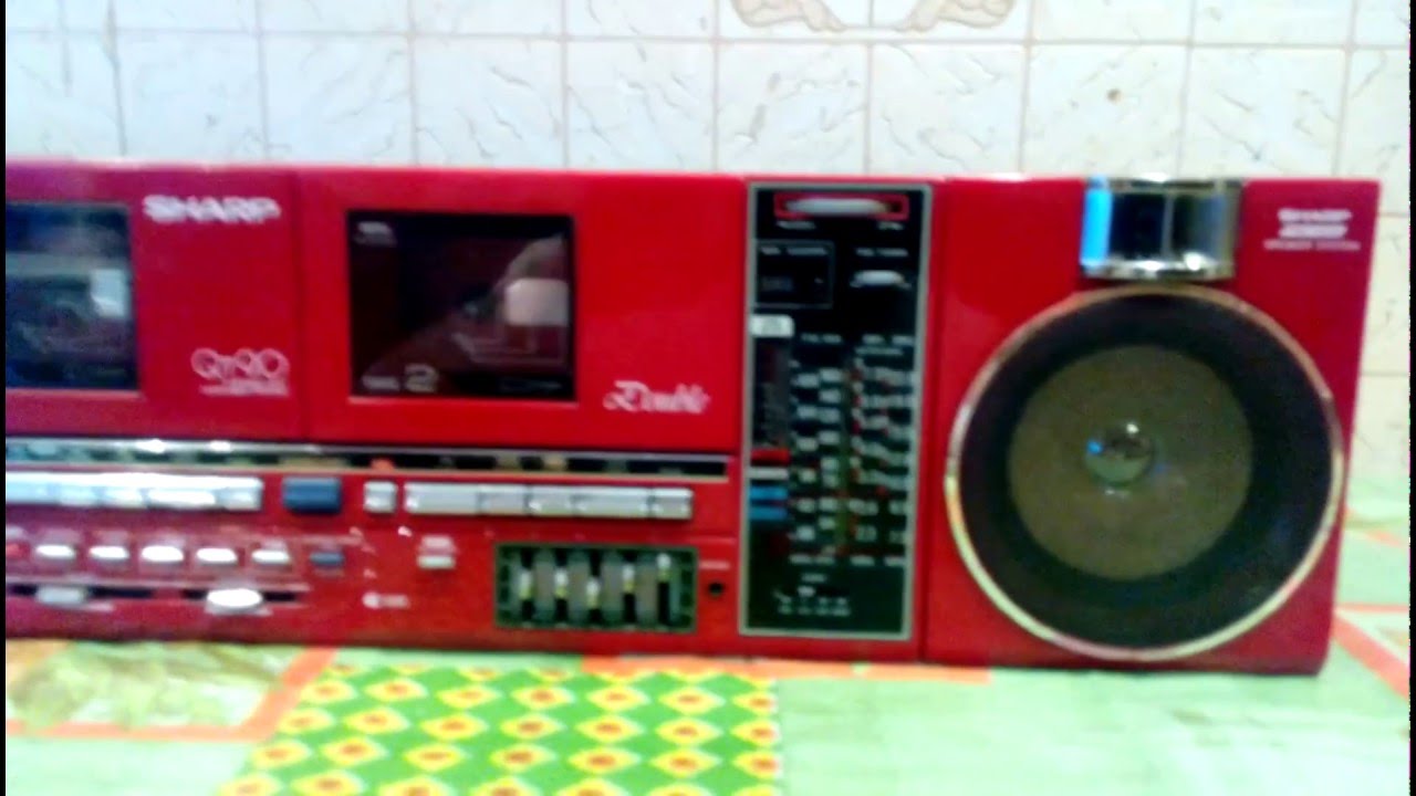очень редкий по цвету  SHARP QT 90 ZR