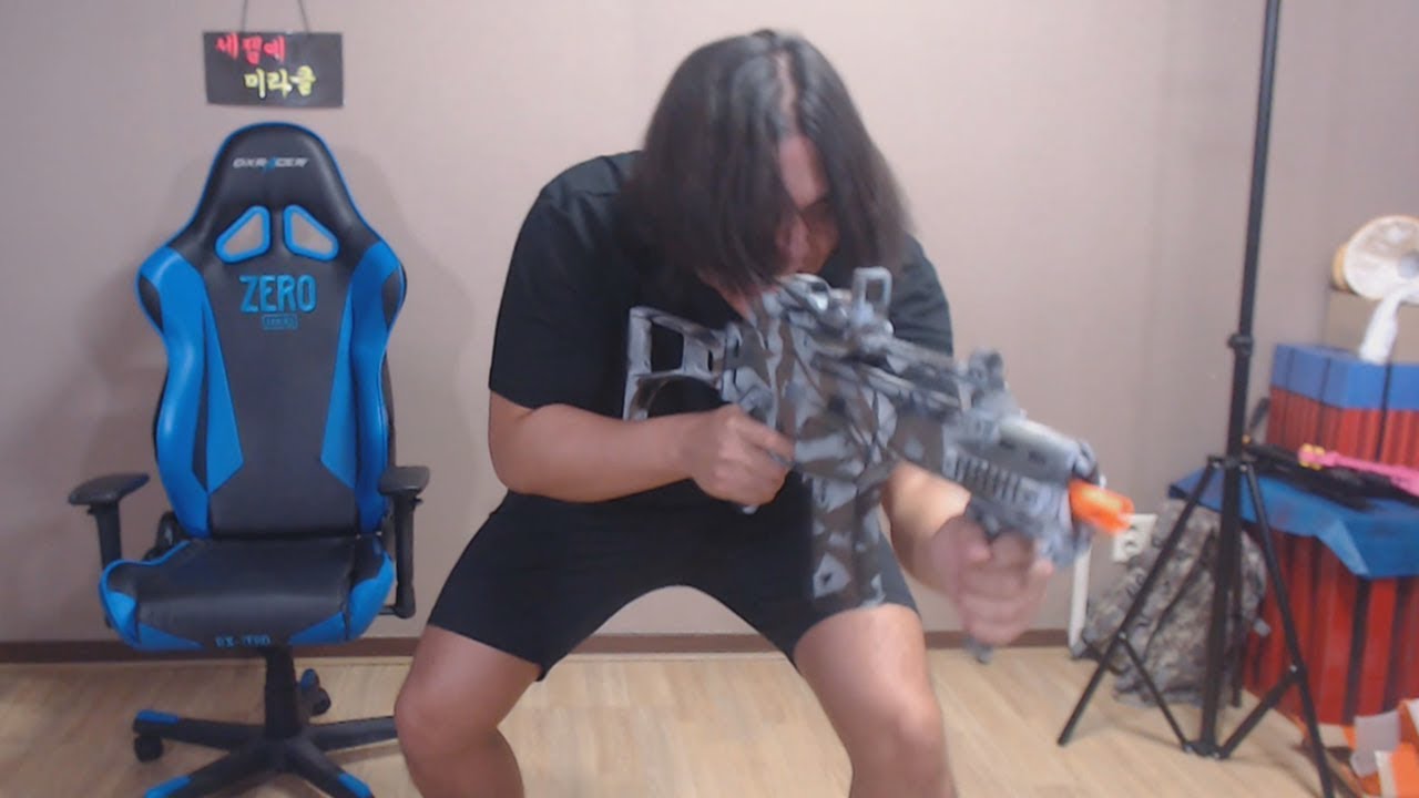 총을 선물로 받았습니다!!