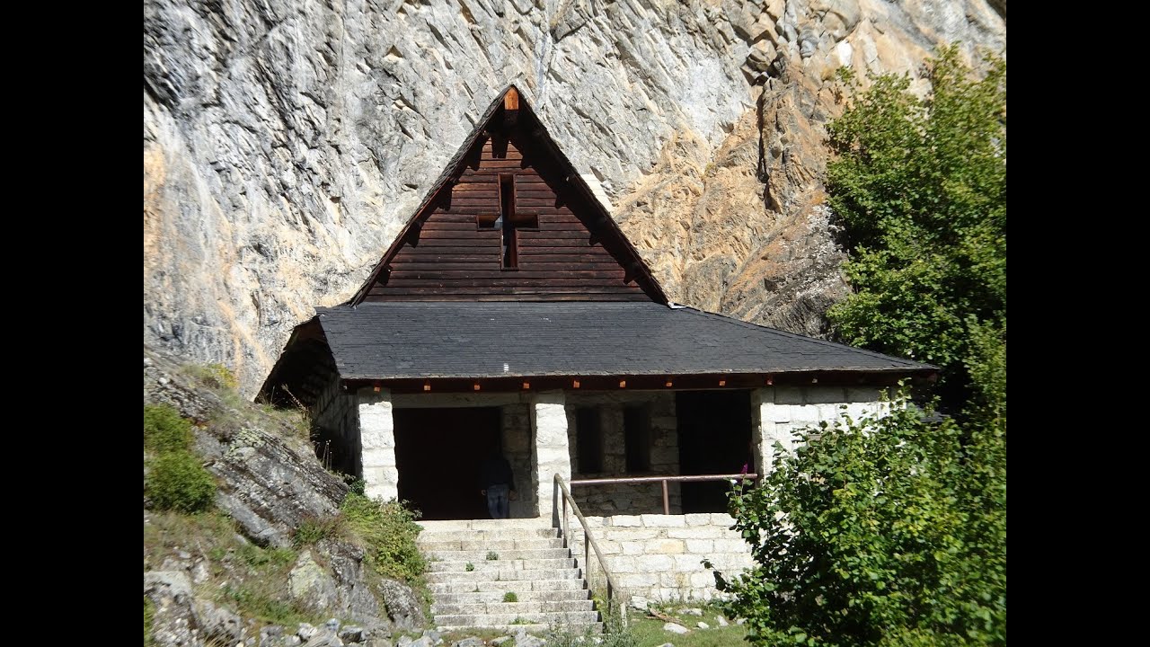 Bijbelse overdenkingen in Spanje in de Pyreneeën   bergen valt op ons en heuvelen bedek ons