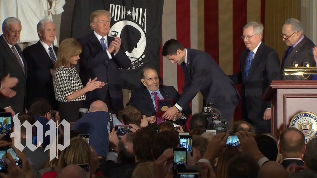 Bob Dole awarded Congressional Gold Medal