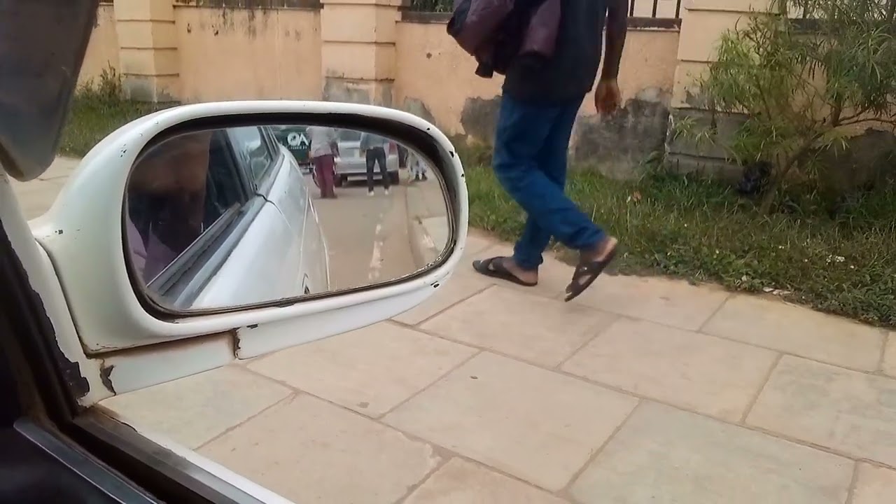 TACTICS OF USING MIRROR