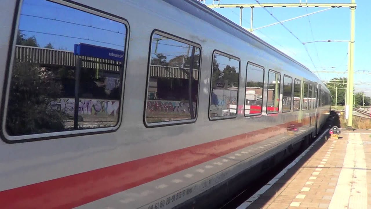 NS locomotive 1736 with German train in Deventer