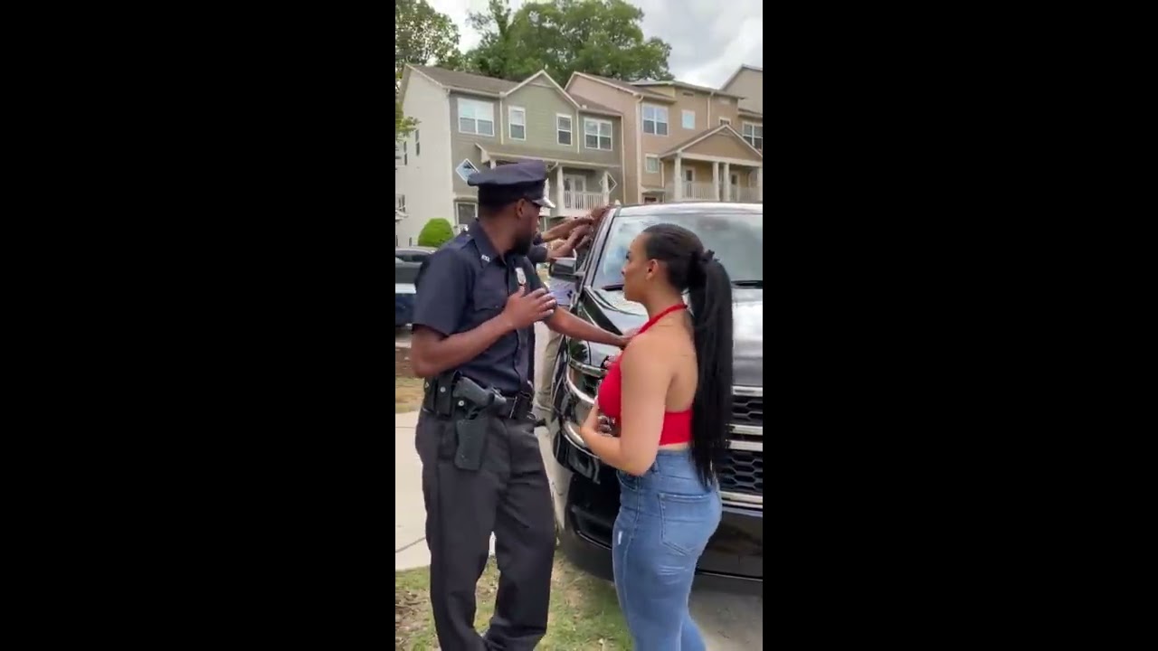 Kountry Wayne  When the wrong cops get a call about domestic vio*ence!