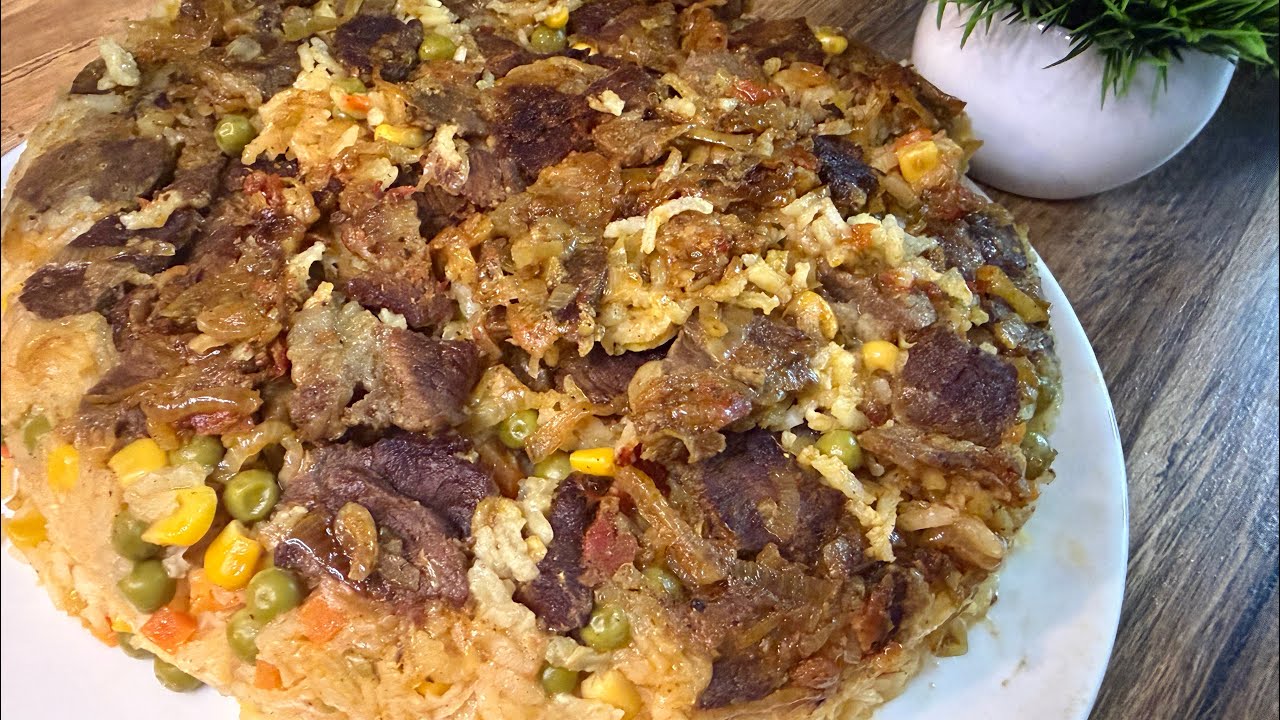 Сочный плов с мясом и овощами. Juicy Meat and Vegetable Pilaf 