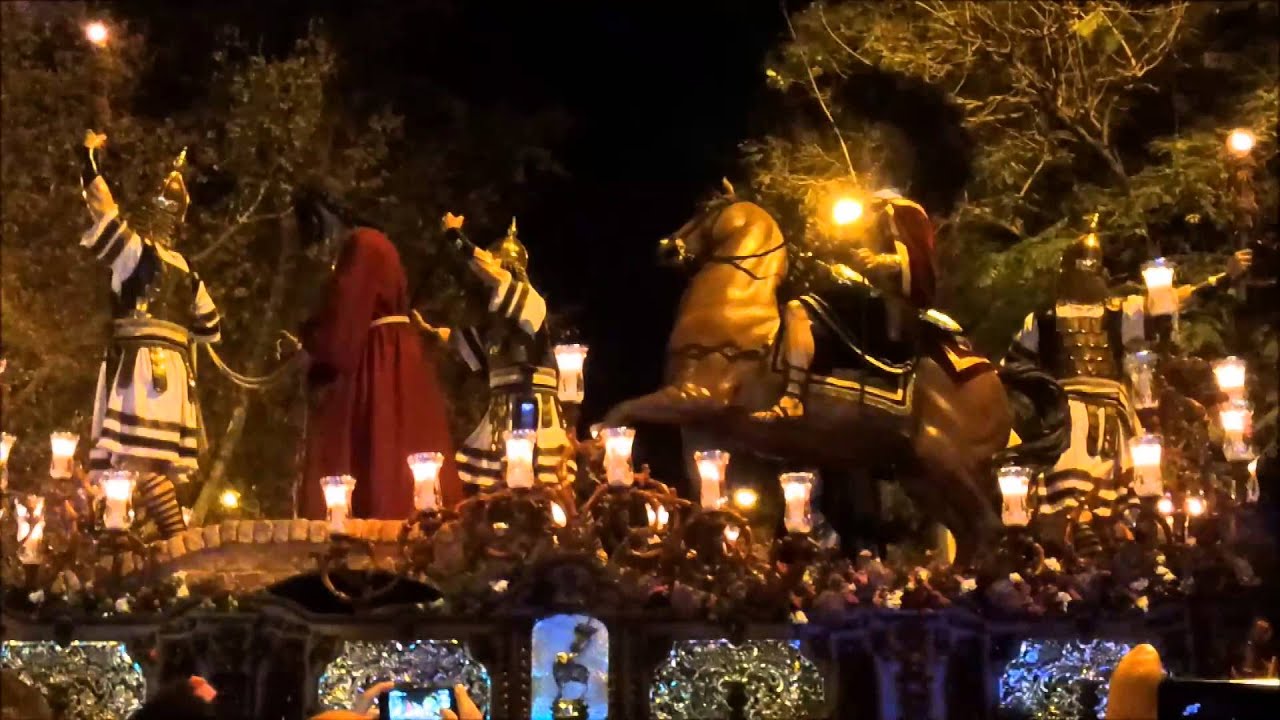 Entrada misterio La Milagrosa 2015 Semana Santa Sevilla