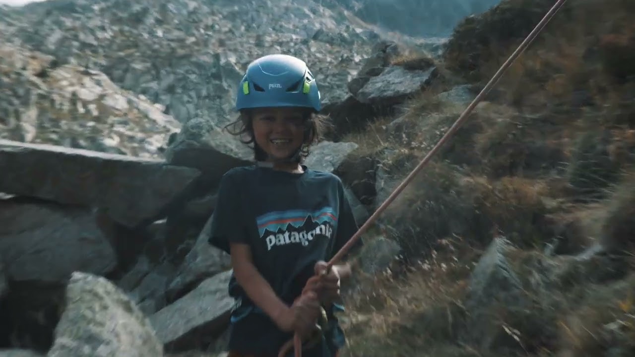 🌄 Kids Sport Climbing Adventure! | Outdoor Rock Climbing Fun for Children 🧗&zwj;♀️✨