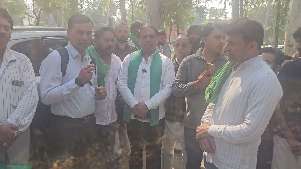 FTA के विरोध में डीएम ऑफिस ज्ञापन सोपने जाते समय।#highlights #FTA #kisanaandoln #viralvideo 