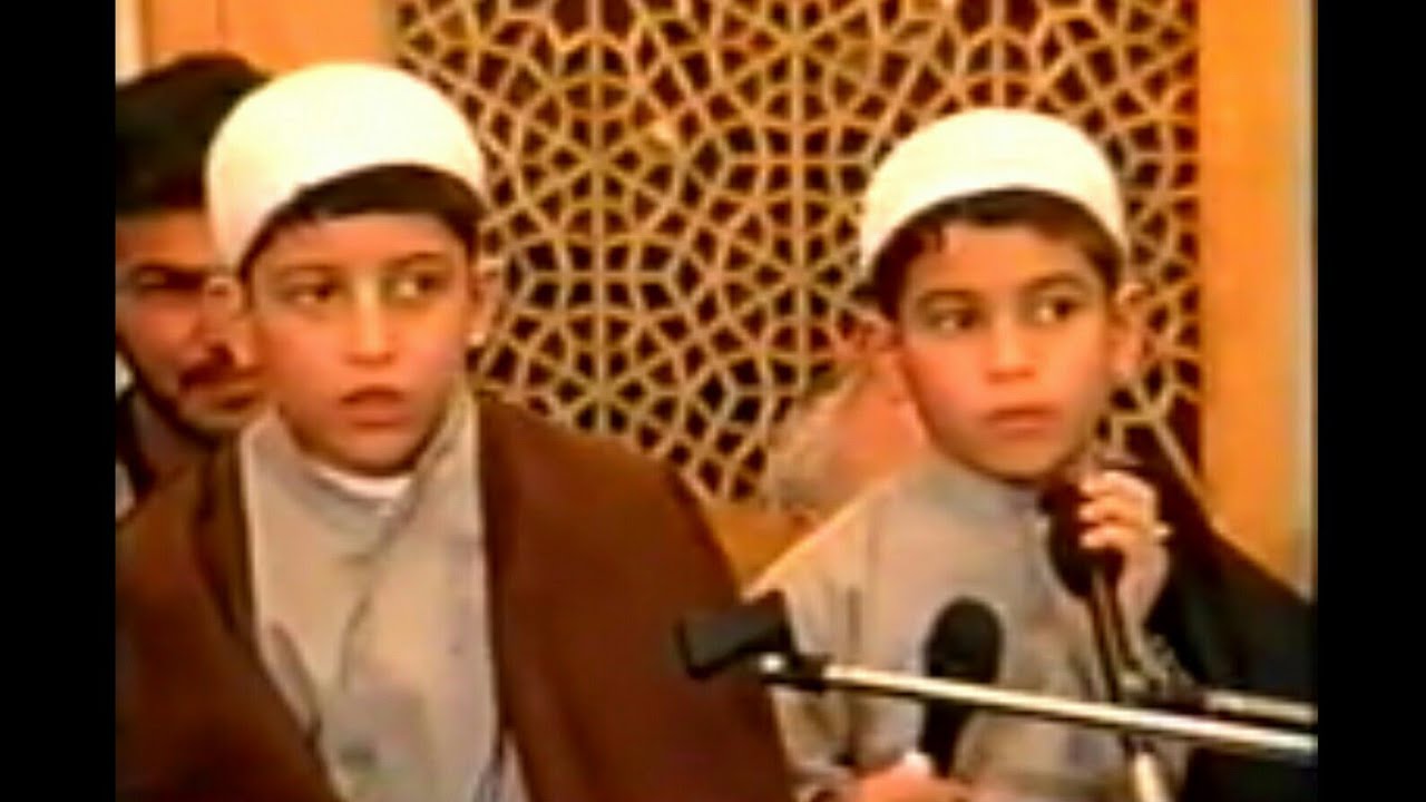الشيخ عبد الحميد المهاجر مع الطفلان الحافظان للقرآن الكريم / محمد باقر و منتظر / شهر رمضان  في سوريا