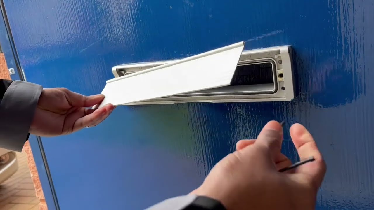 Door Letterbox fixing with plastic Hinges