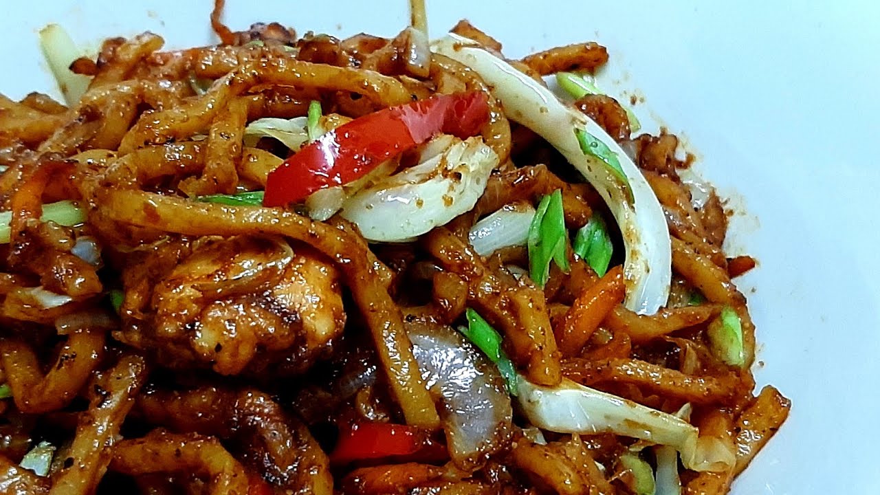 Stir Fried Udon Noodles with Black Pepper 黑胡椒乌冬面 #黑胡椒 #乌冬 #blackpepper #udon