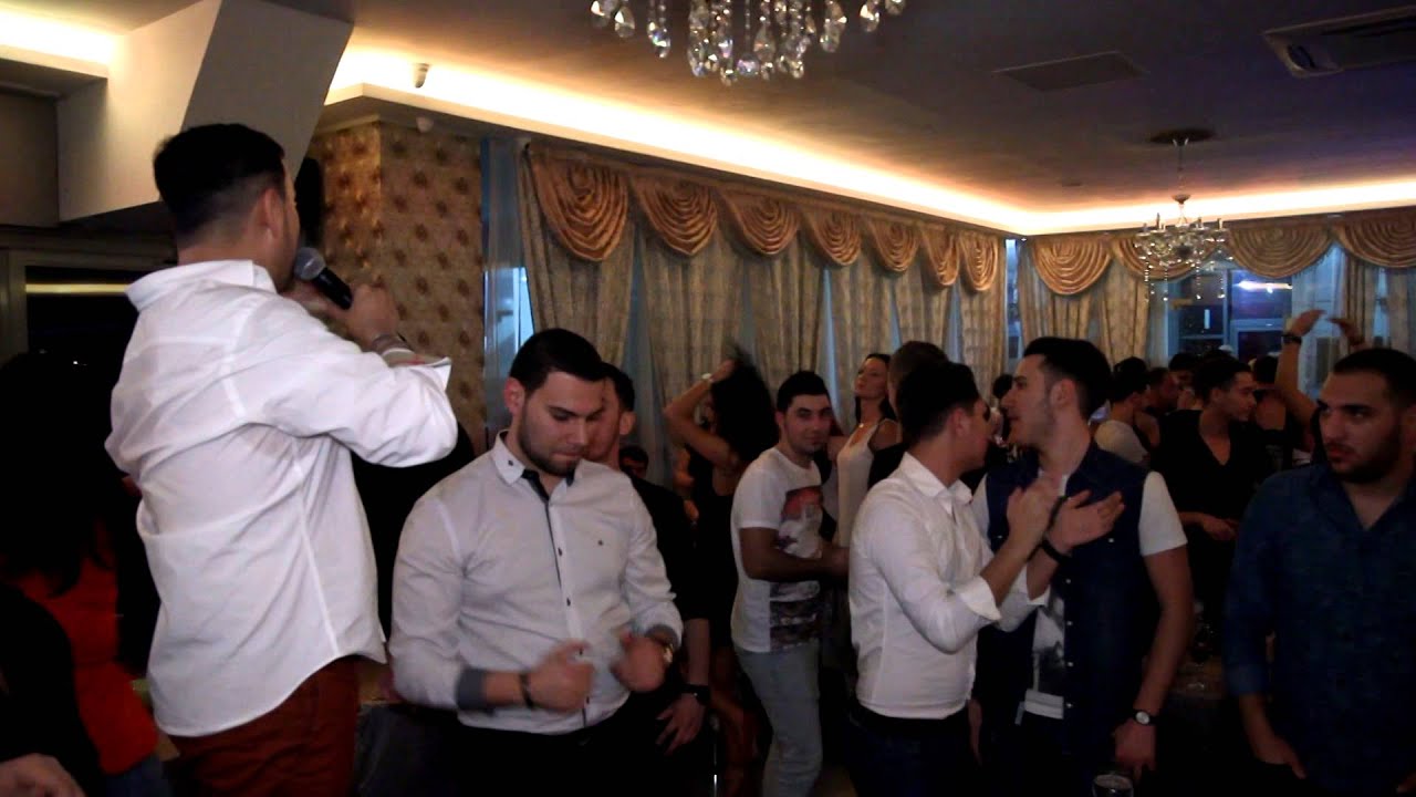 SORINEL PUSTIU - BOSII BOSII LIVE 2015