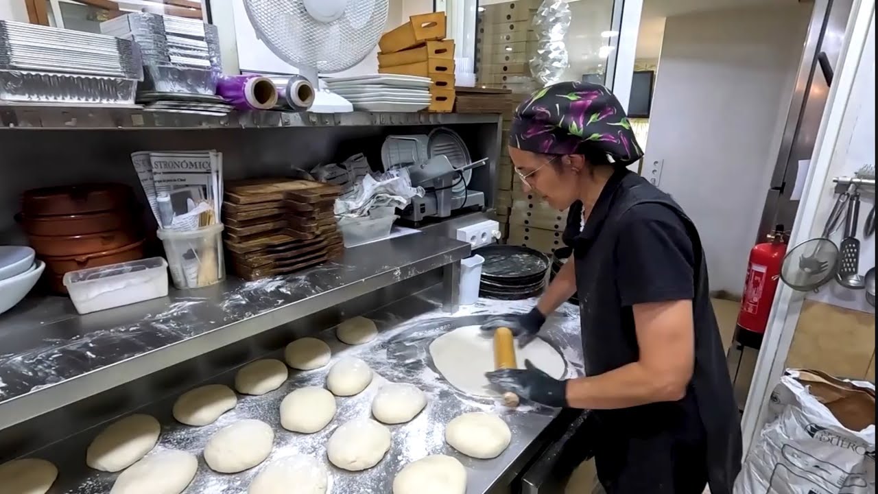 Así funciona Pizza Pepe: la pizzería de barrio más viral de España 