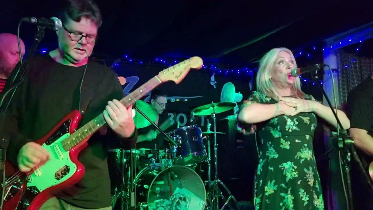 Darling Buds - Fall (live at the Thunderbolt, Bristol)