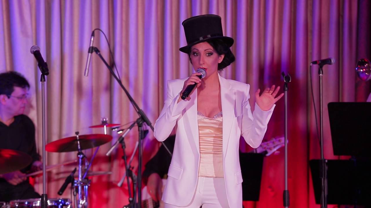 Cabaret - (cover) Liza Minelli