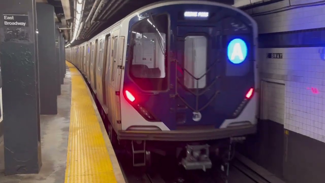 (A)/(C)/(F) train action along Delancey st!