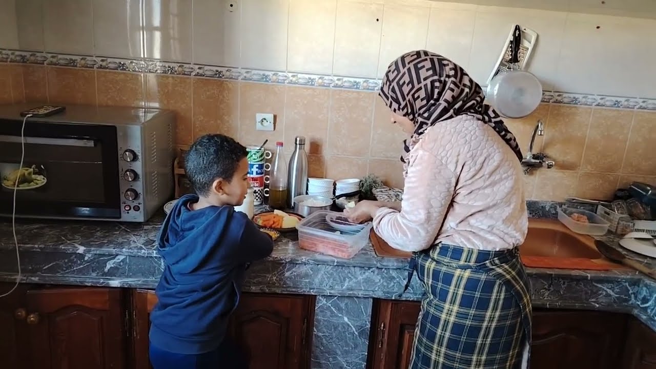 شاركت معاكم نهاري عند بنتى سهام في الخميسات 