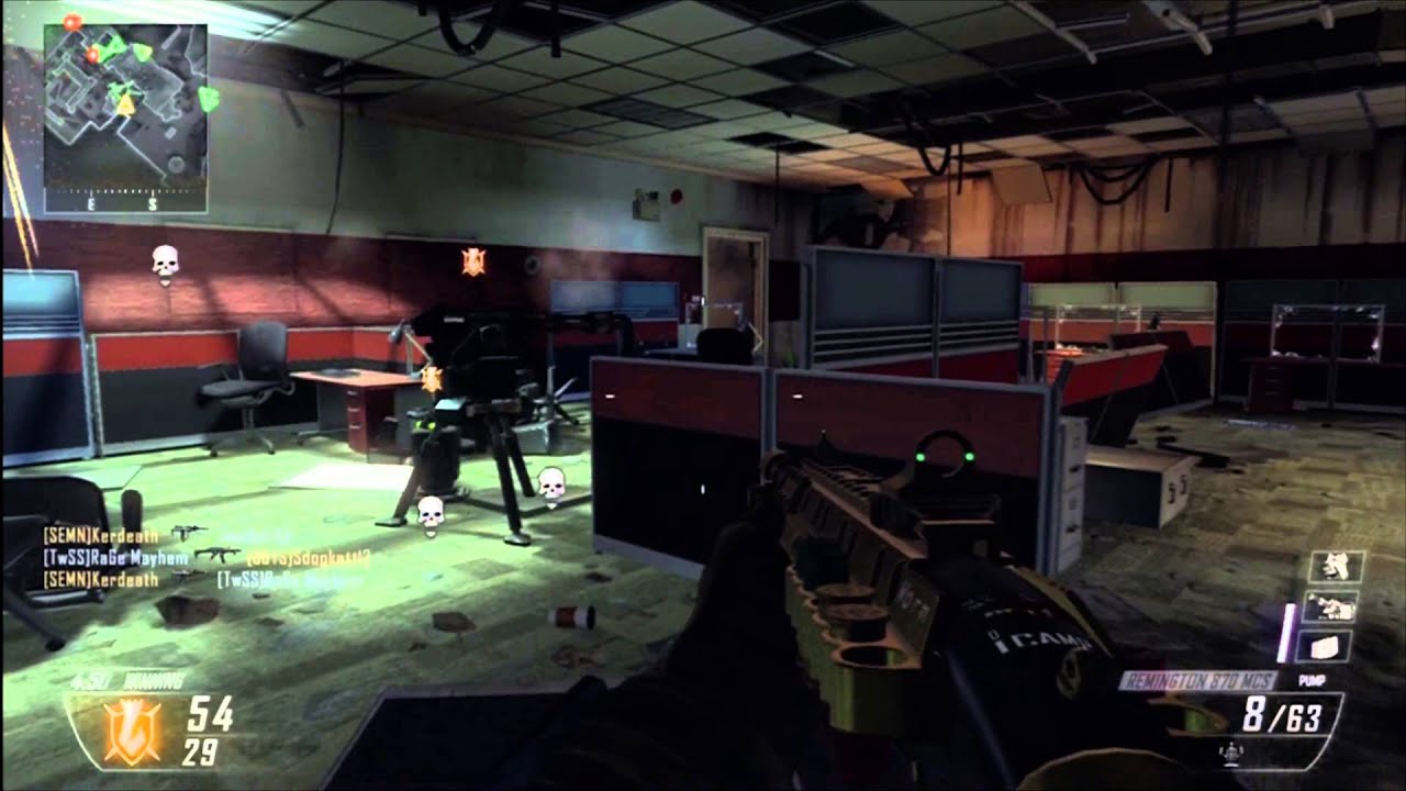 Cod Black Ops 2 Worm trolls aftermath with his dogs.