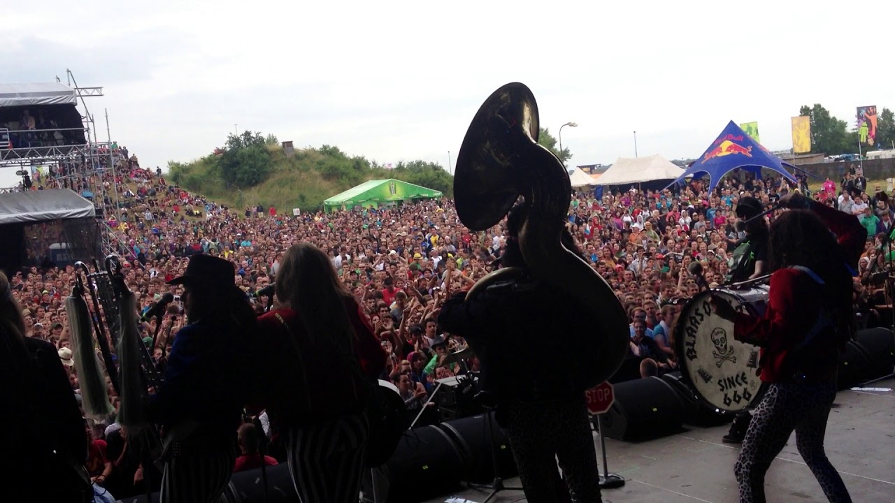 Blaas Of Glory & Horkyze Slize @Rock For People 2013 (CZ)