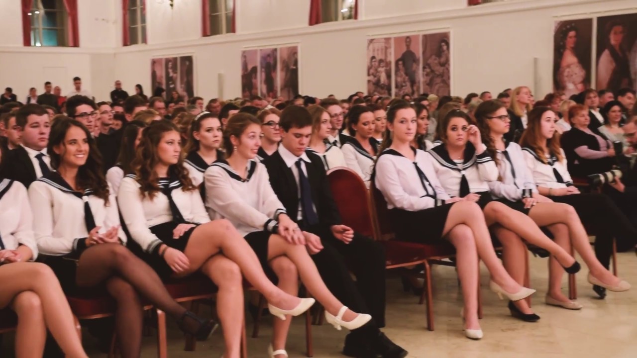 PIOK Ráday Pál Gimnázium: Szalagavató Bál 12. B és C Osztály ( 2017.12.01. Gödöllői Királyi Kastély)